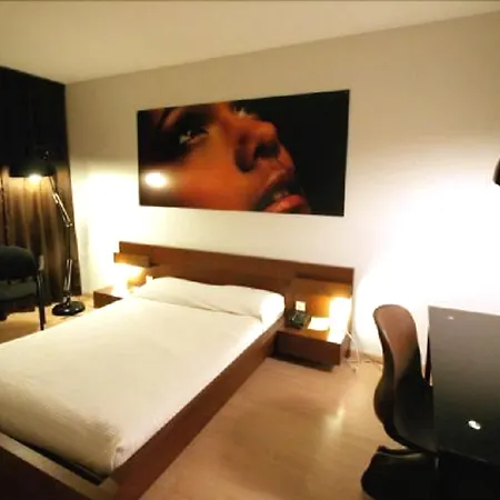 Cit'hôtel Le Dav Centre Hotel 2*