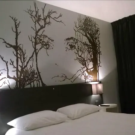 Cit'hôtel Le Dav Centre 2*