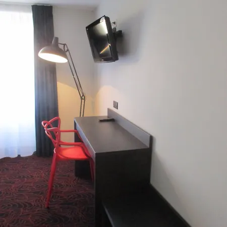 Hotel Cit'hotel Le Dav Centre 2*