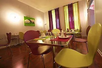 Cit'hôtel Le Dav Centre 2* Clermont-Ferrand