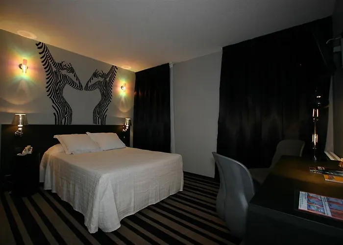 Cit'hotel Le Dav Centre 2*