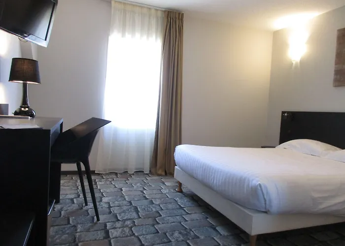 Cit'hotel Le Dav Centre 2*