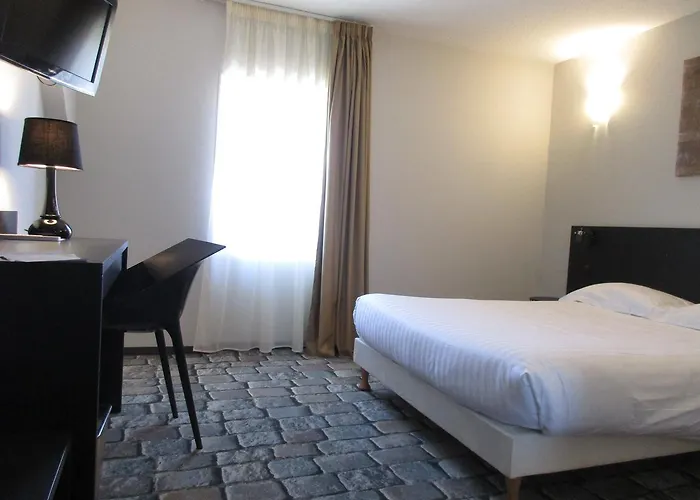 Cit'hotel Le Dav Centre 2*