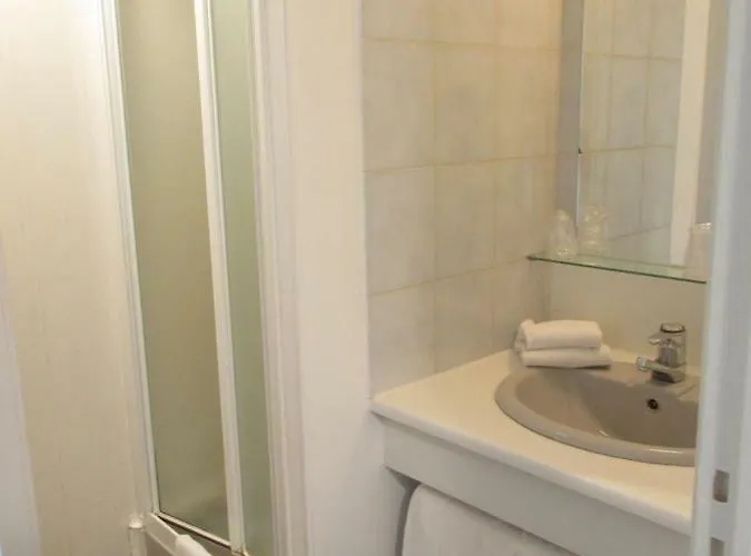 Cit'hotel Le Dav Centre Hotel 2*